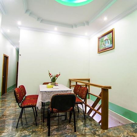 Royal Star Guest House Yangon Exterior photo