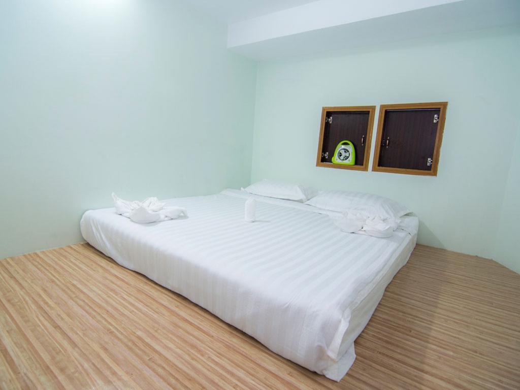 Royal Star Guest House Yangon Room photo